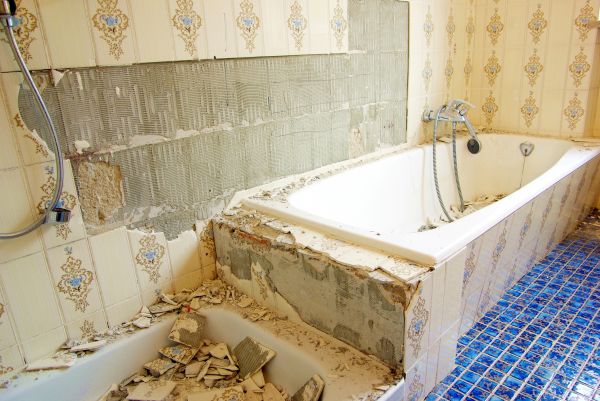 Bathtub Demolition in Zionsville